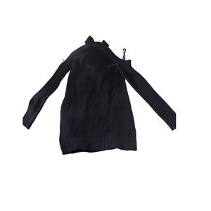 Abercrombie & Fitch Off-Shoulder Black Sweater